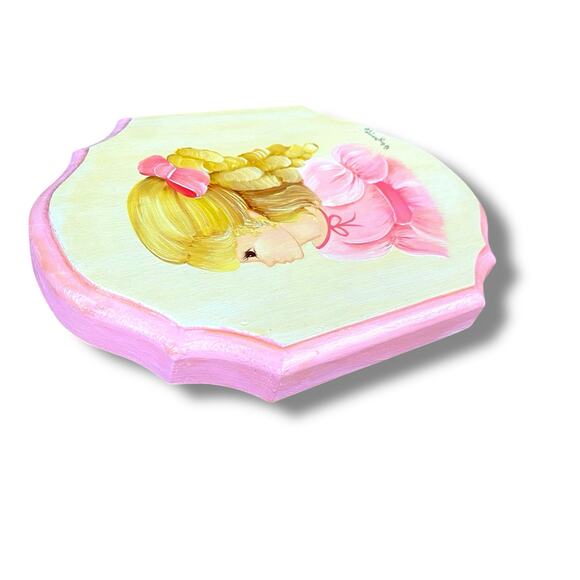 VTG 70s Wood Plaque Wall Art Hand Painted Blonde Hair Girl Portrait Curls Pink - Picture 9 of 9